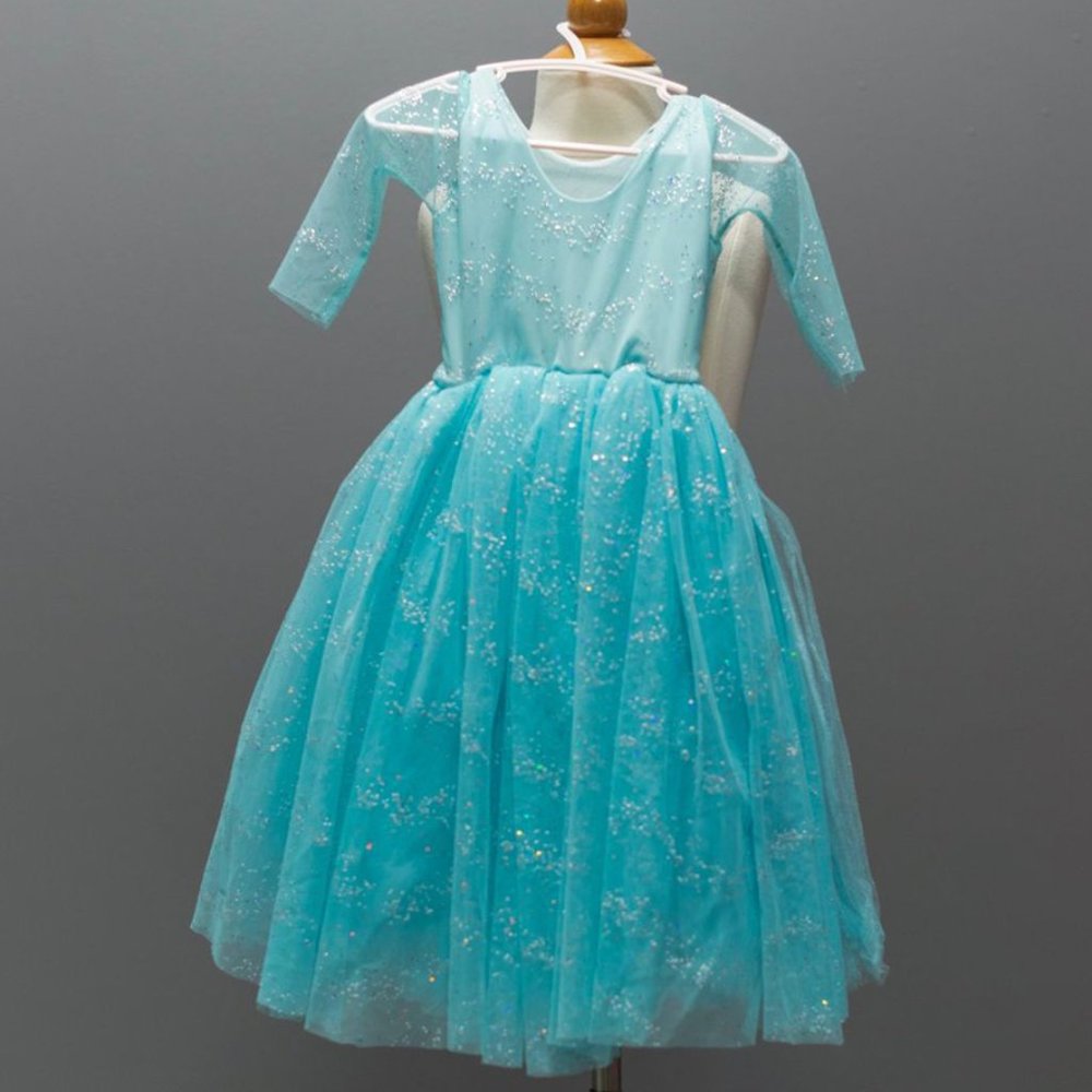 Wrare Doll Brand 2T Full Length Soft, Sparkly, Photography, Birthday Dress Gown